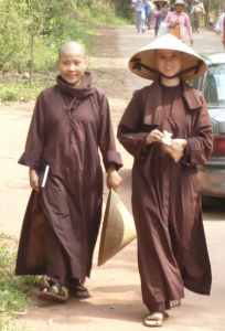 Junge buddhistische Nonnen